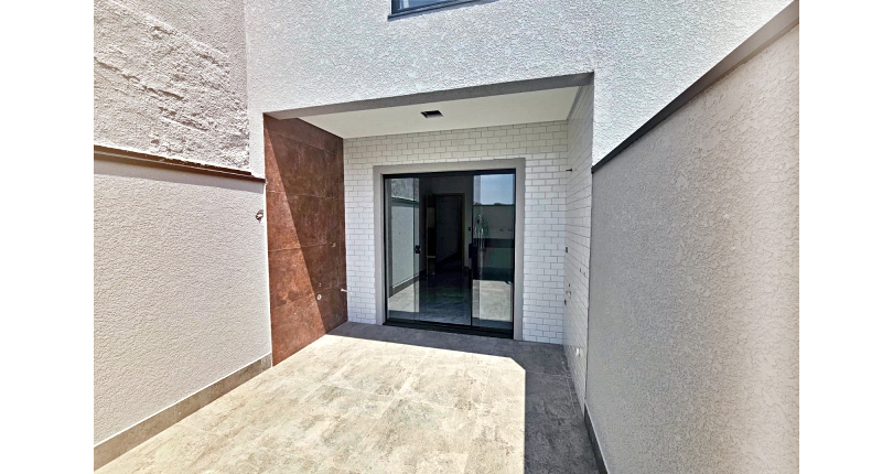  Lindo Sobrado novo à venda no Bairro do Jardim Maristela na Rua Galdino Catunda Gondim 22,