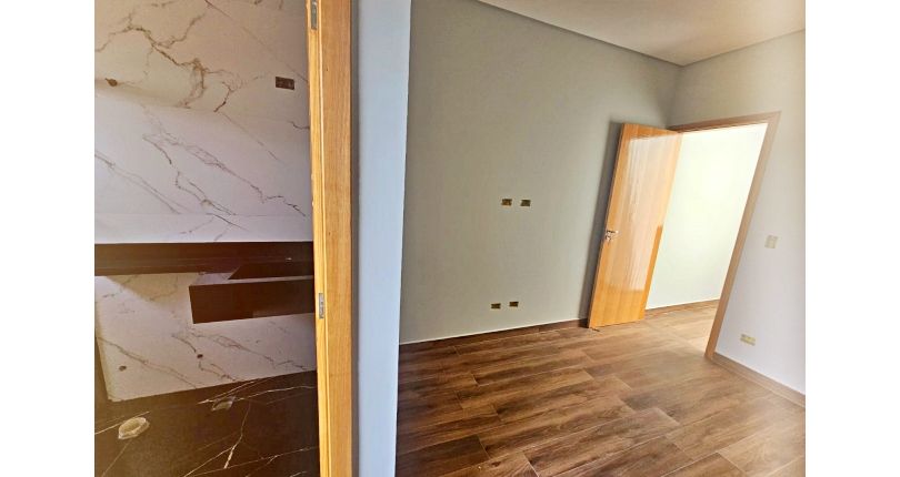  Lindo Sobrado novo à venda no Bairro do Jardim Maristela na Rua Galdino Catunda Gondim 22,