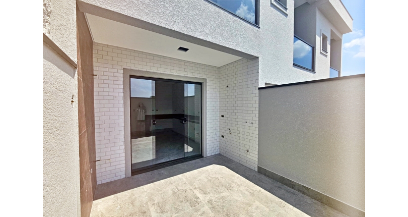  Lindo Sobrado novo à venda no Bairro do Jardim Maristela na Rua Galdino Catunda Gondim 22,