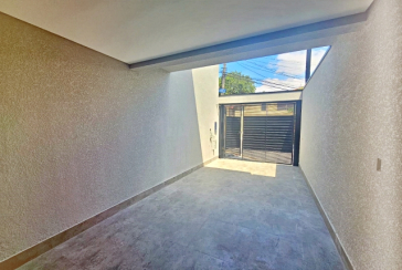 Oportunidade Única: Lindo Sobrado novo à venda no Bairro do Jardim Maristela na Rua Galdino Catunda Gondim 24,