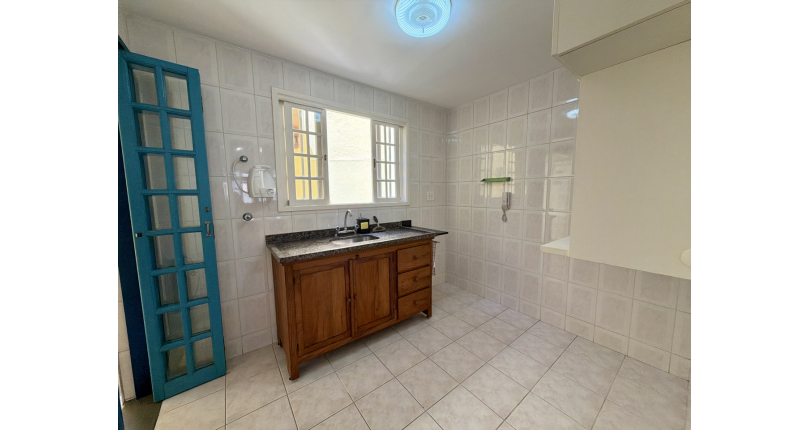 Sobrado à venda Rua Vicente Ferreira, 57, Jaguaré - Imóveis à Venda