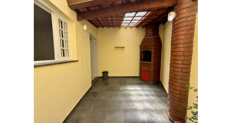 Sobrado à venda Rua Vicente Ferreira, 57, Jaguaré - Imóveis à Venda