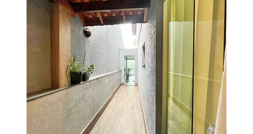 Sobrado à venda no Bairro do Jardim Líbano na Rua Maestro João de Souza Lima,