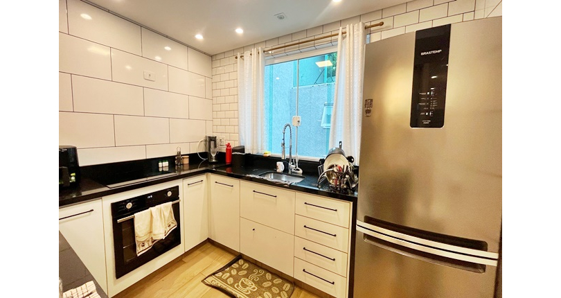 Sobrado à venda no Bairro do Jardim Líbano na Rua Maestro João de Souza Lima,