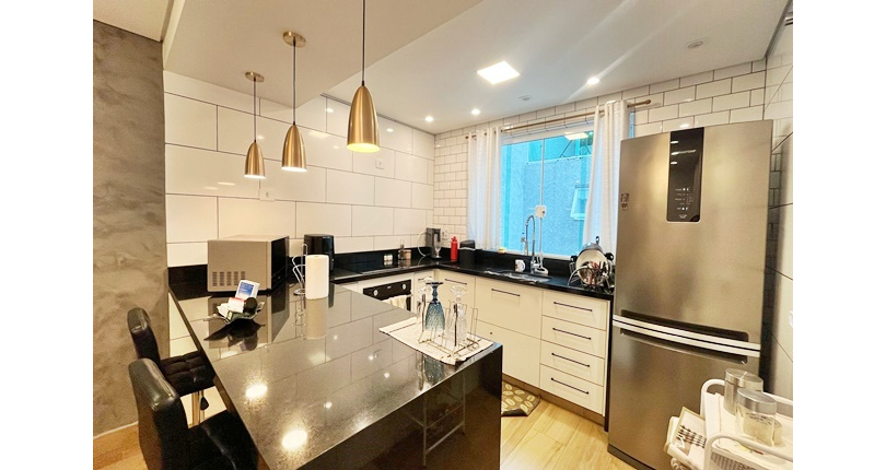 Sobrado à venda no Bairro do Jardim Líbano na Rua Maestro João de Souza Lima,