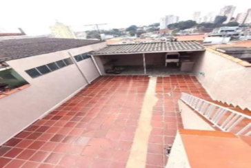 Ótimo Sobrado à venda no Bairro do Jardim Santo Elias na Rua Frederico Jacobi