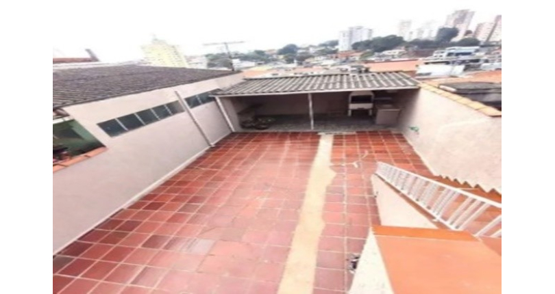 Ótimo Sobrado à venda no Bairro do Jardim Santo Elias na Rua Frederico Jacobi