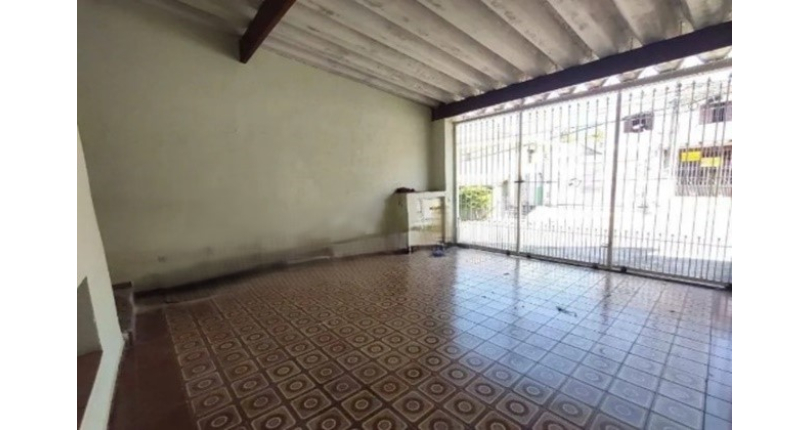 Ótimo Sobrado à venda no Bairro do Jardim Santo Elias na Rua Frederico Jacobi