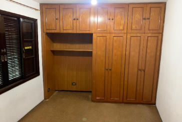 Sobrado à venda no Bairro do Parque São Domingos na Rua Armando Martino,