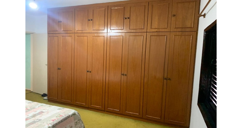 Sobrado à venda no Bairro do Parque São Domingos na Rua Armando Martino,