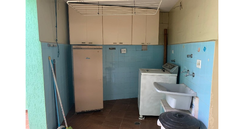 Sobrado à venda no Bairro do Parque São Domingos na Rua Armando Martino,