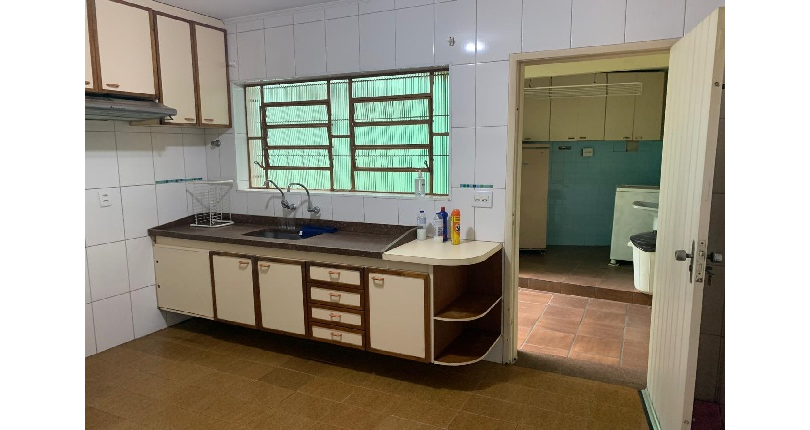 Sobrado à venda no Bairro do Parque São Domingos na Rua Armando Martino,