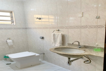 Sobrado à venda no Bairro do Jardim São João (Jaraguá) na Rua Alto Jurupari, 