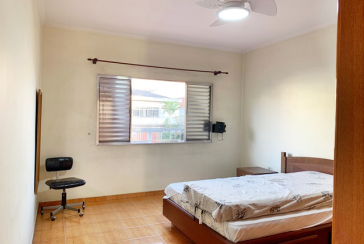 Sobrado à venda no Bairro do Jardim São João (Jaraguá) na Rua Alto Jurupari, 