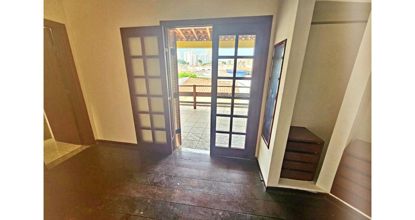 Casa à venda no Bairro do Jardim Santo Elias na Rua Romão Martins,