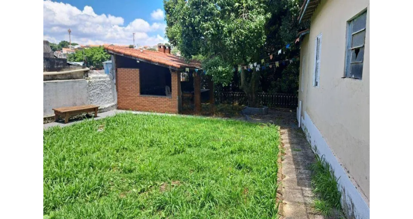 Sobrado à venda no Bairro da Vila Mangalot na Rua José Ataliba Ortiz