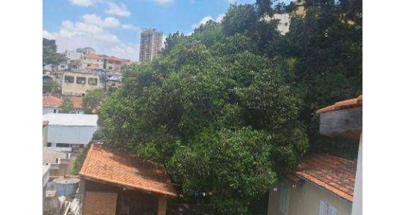 Sobrado à venda no Bairro da Vila Mangalot na Rua José Ataliba Ortiz