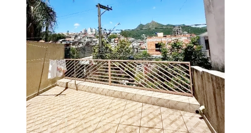 Sobrado à venda no Bairro do Jardim Ipanema (Zona Oeste) Rua Vicente Mazetti,