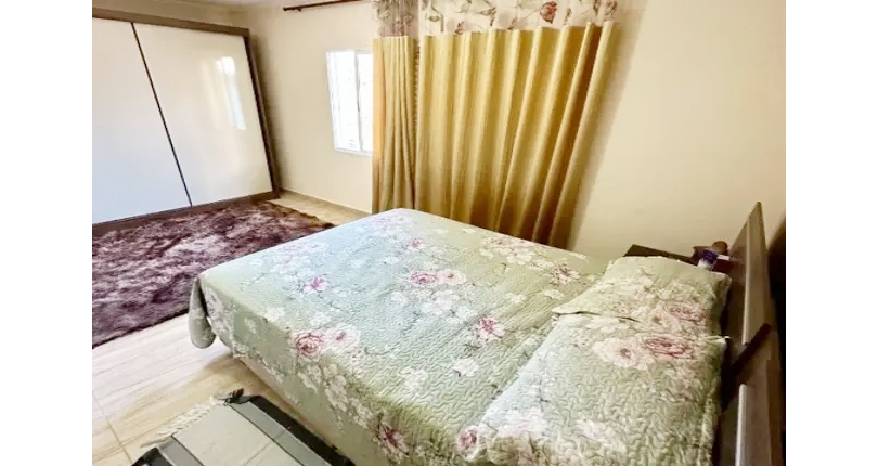 Sobrado à venda no Bairro do Jardim Ipanema (Zona Oeste) Rua Vicente Mazetti,