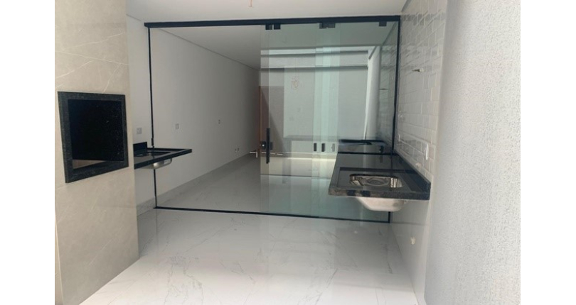 BELO Sobrado novo à venda no Bairro do Jardim Felicidade (Zona Oeste) na Rua Manuel Furtado 214,