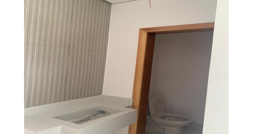 BELO Sobrado novo à venda no Bairro do Jardim Felicidade (Zona Oeste) na Rua Manuel Furtado 214,