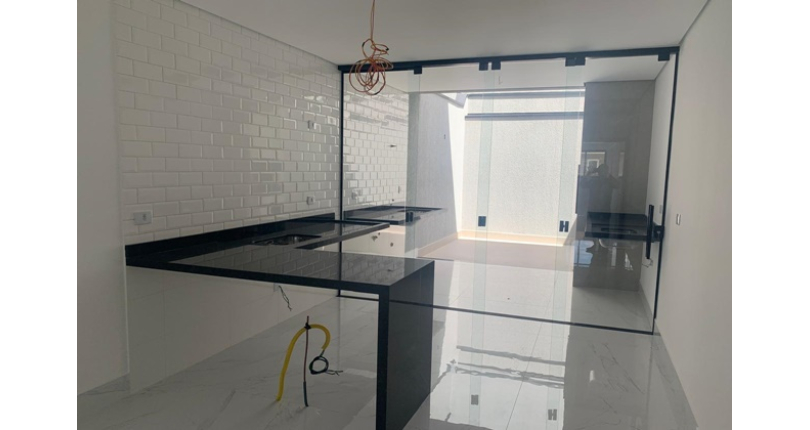 BELO Sobrado novo à venda no Bairro do Jardim Felicidade (Zona Oeste) na Rua Manuel Furtado 214,