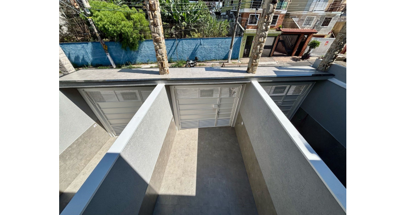 Lindo Sobrado novo à venda no Bairro do Parque São Domingos na Rua Agostinho dos Santos 310, 