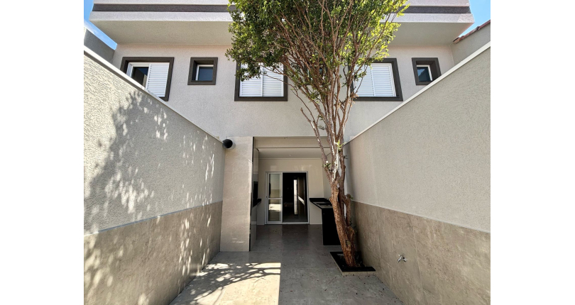 Lindo Sobrado novo à venda no Bairro do Parque São Domingos na Rua Agostinho dos Santos 306,