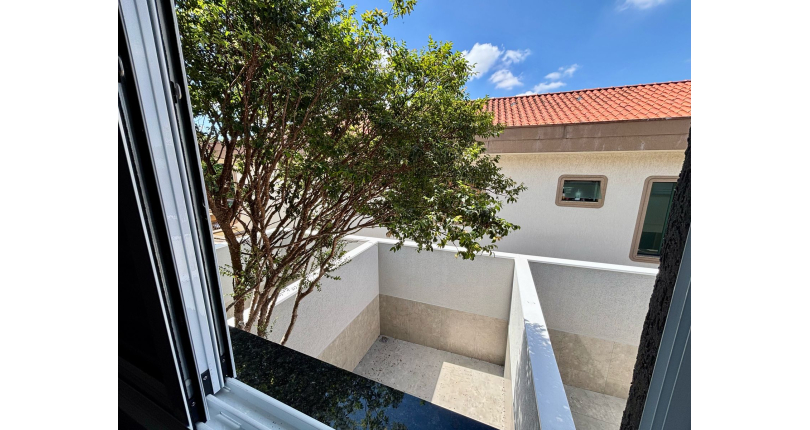 Lindo Sobrado novo à venda no Bairro do Parque São Domingos na Rua Agostinho dos Santos 306,