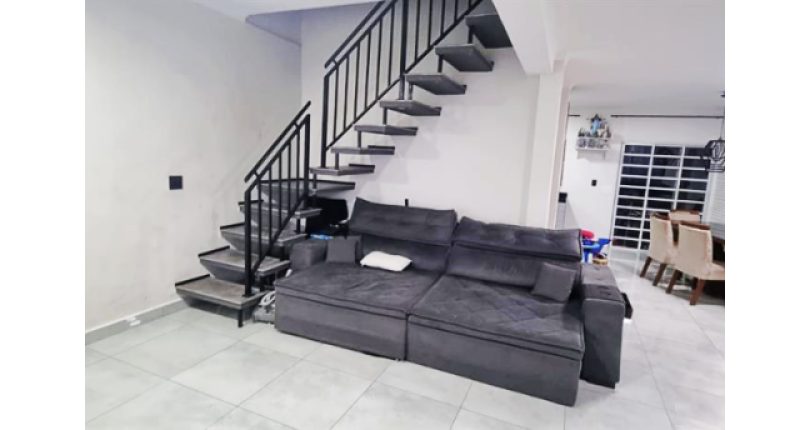 Belo Sobrado à venda no Bairro do Piqueri na Rua Manuel de Carvalho,