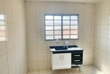 Casa para renda à venda no Bairro da Vila Zat na Praça Vinte e Cinco de Novembro,