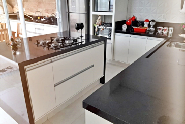 Belo Sobrado à venda em Bragança Paulista no Bairro do Condomínio Portal da Serra 