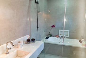 Belo Sobrado à venda em Bragança Paulista no Bairro do Condomínio Portal da Serra 