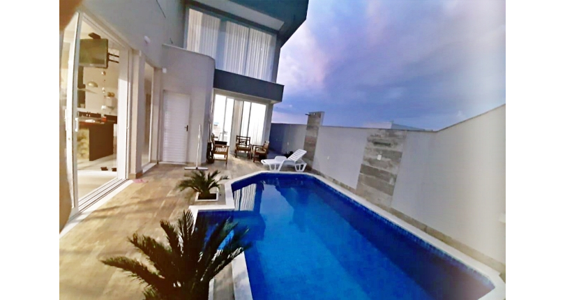 Belo Sobrado à venda em Bragança Paulista no Bairro do Condomínio Portal da Serra 