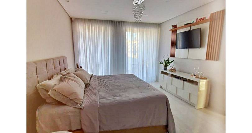 Belo Sobrado à venda em Bragança Paulista no Bairro do Condomínio Portal da Serra 