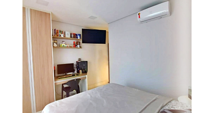 Belo Sobrado à venda em Bragança Paulista no Bairro do Condomínio Portal da Serra 