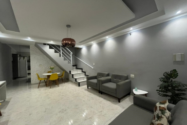 Ótimo Sobrado à venda no Bairro da Vila Aurora na Rua Antônio Rodrigues Belo