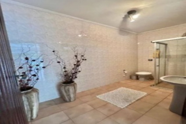 Lindo Sobrado à venda no Bairro do City América na Rua Emir Nogueira,