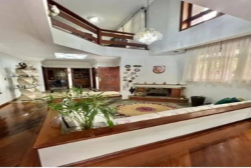 Lindo Sobrado à venda no Bairro do City América na Rua Emir Nogueira,