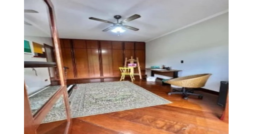 Lindo Sobrado à venda no Bairro do City América na Rua Emir Nogueira,