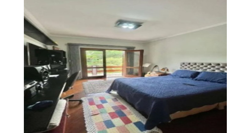 Lindo Sobrado à venda no Bairro do City América na Rua Emir Nogueira,