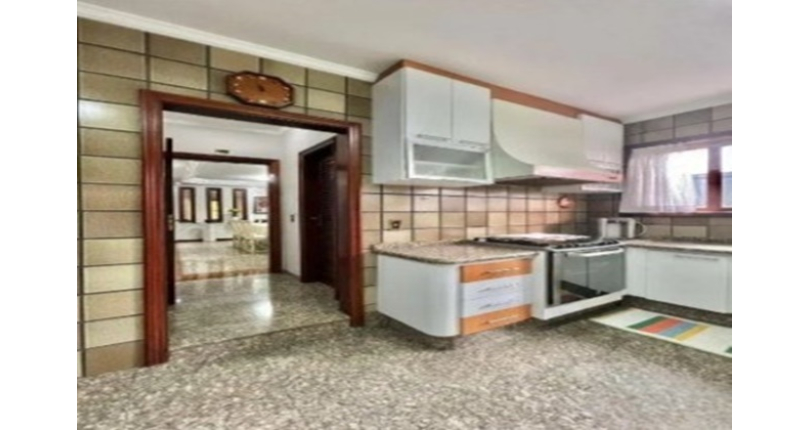 Lindo Sobrado à venda no Bairro do City América na Rua Emir Nogueira,