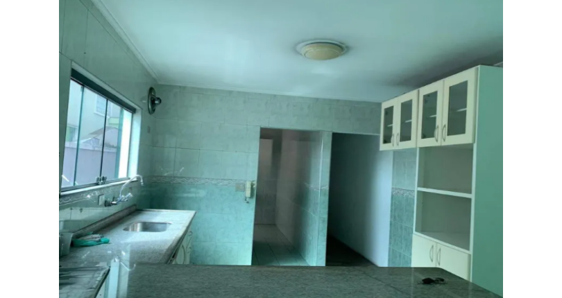 Sobrado à venda no Bairro do Jardim Pinheiros na Rua Alessandro Leopardi