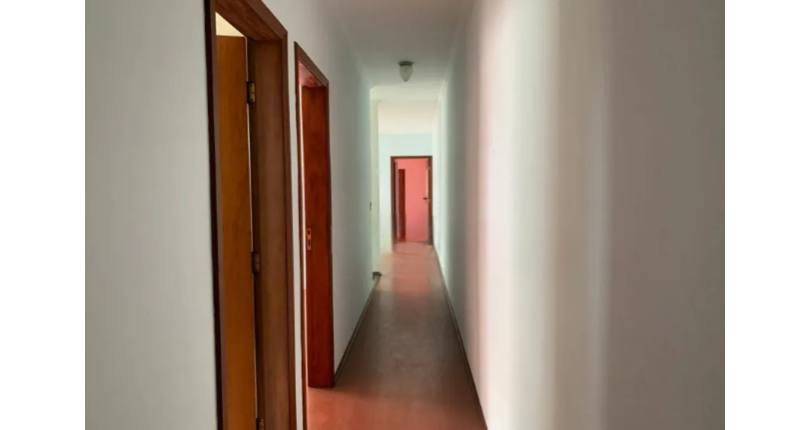 Sobrado à venda no Bairro do Jardim Pinheiros na Rua Alessandro Leopardi