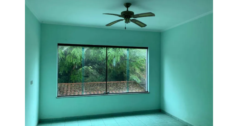 Sobrado à venda no Bairro do Jardim Pinheiros na Rua Alessandro Leopardi