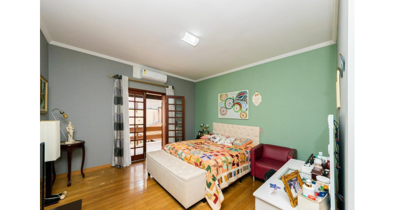 Lindo Sobrado à venda no Bairro do City América na Rua Eugênia Sereno,