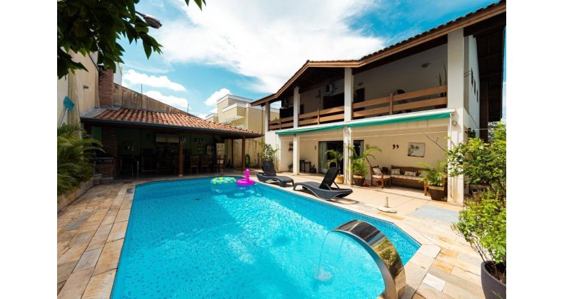 Lindo Sobrado à venda no Bairro do City América na Rua Eugênia Sereno,