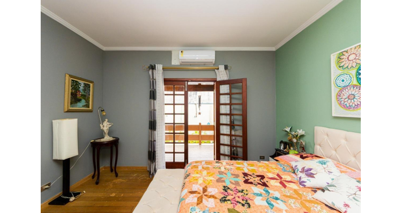 Lindo Sobrado à venda no Bairro do City América na Rua Eugênia Sereno,