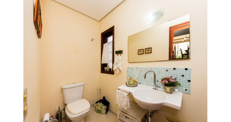 Lindo Sobrado à venda no Bairro do City América na Rua Eugênia Sereno,