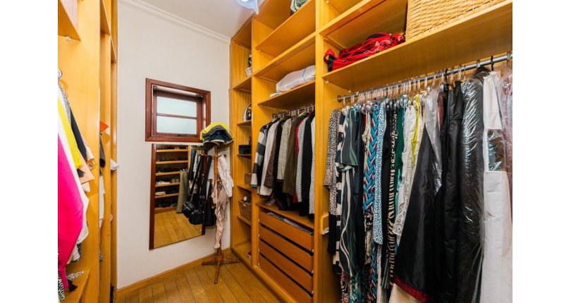 Lindo Sobrado à venda no Bairro do City América na Rua Eugênia Sereno,